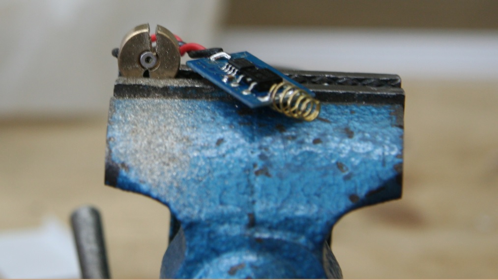 Лазер в разрезе. Как я искал титанил фосфат калия и бета борат бария среди алюминиевых опилок Лазер в разрезе. Как я искал титанил фосфат калия и бета борат бария среди алюминиевых опилок