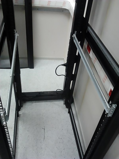 Запуск магазина глазами инженера внедрения Запуск магазина глазами инженера внедрения