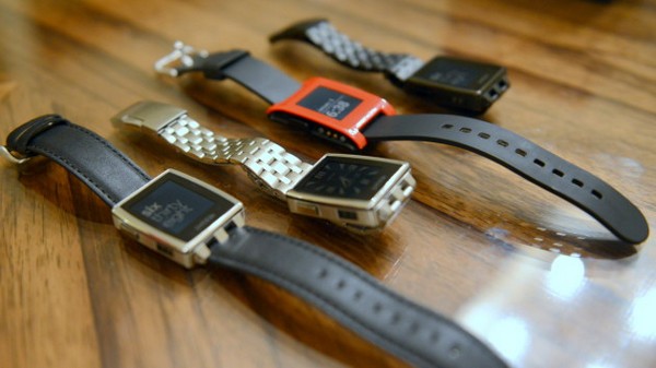 Pebble снижает стоимость часов