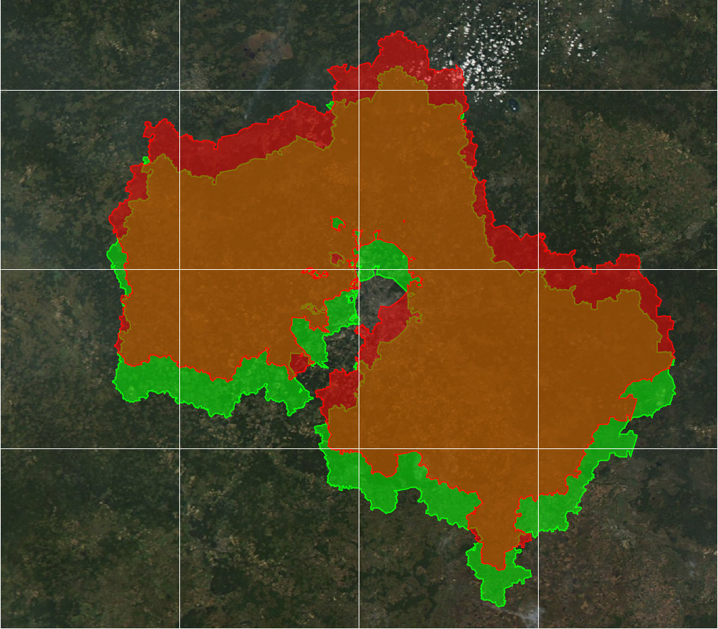 Границы Московской области, совмещенные с намеренно неверной интерпретацией системы координат
