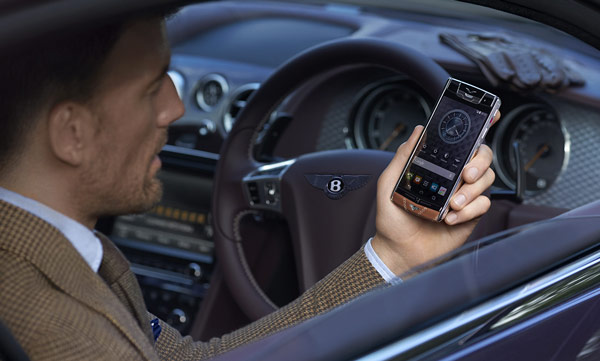 Смартфон Vertu for Bentley оценен в 12 500 евро