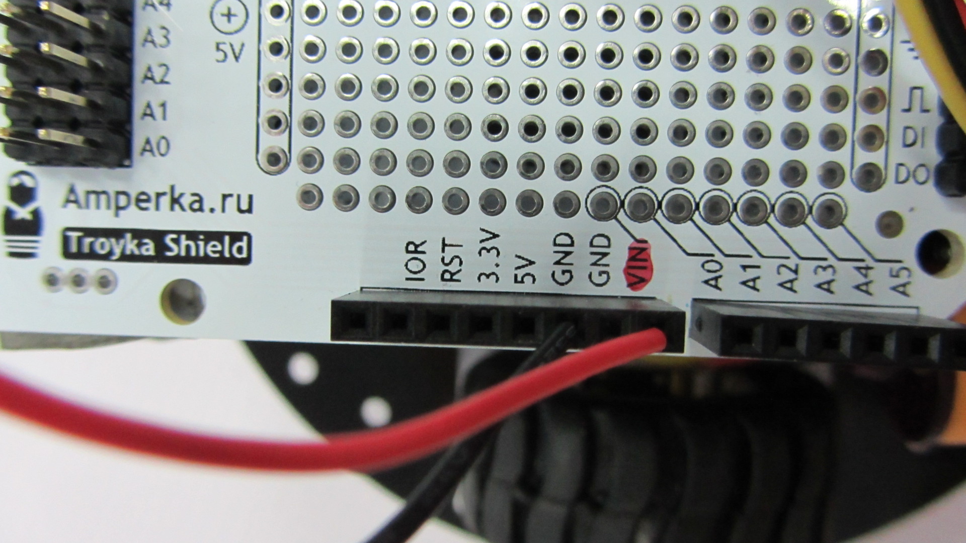 Программирование Arduino с помощью ArduBloсk на примере робота движущегося по полосе