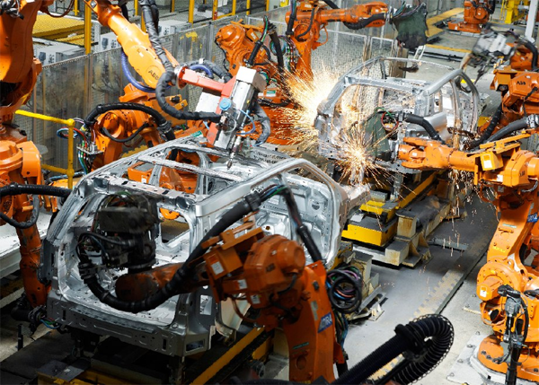 Развитие промышленных роботов в автомобилестроении. Часть 1