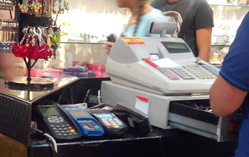 Путевые заметки инженера внедрения: испанские страсти по кассам Путевые заметки инженера внедрения: испанские страсти по кассам