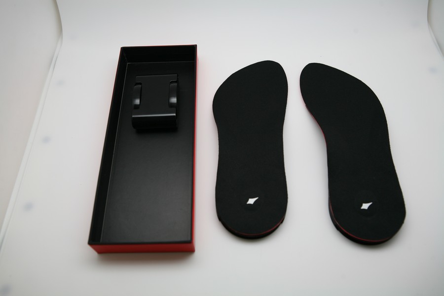 Обувь тоже умнеет: стельки Lechal Insoles подскажут правильное направление и посчитают пройденное расстояние