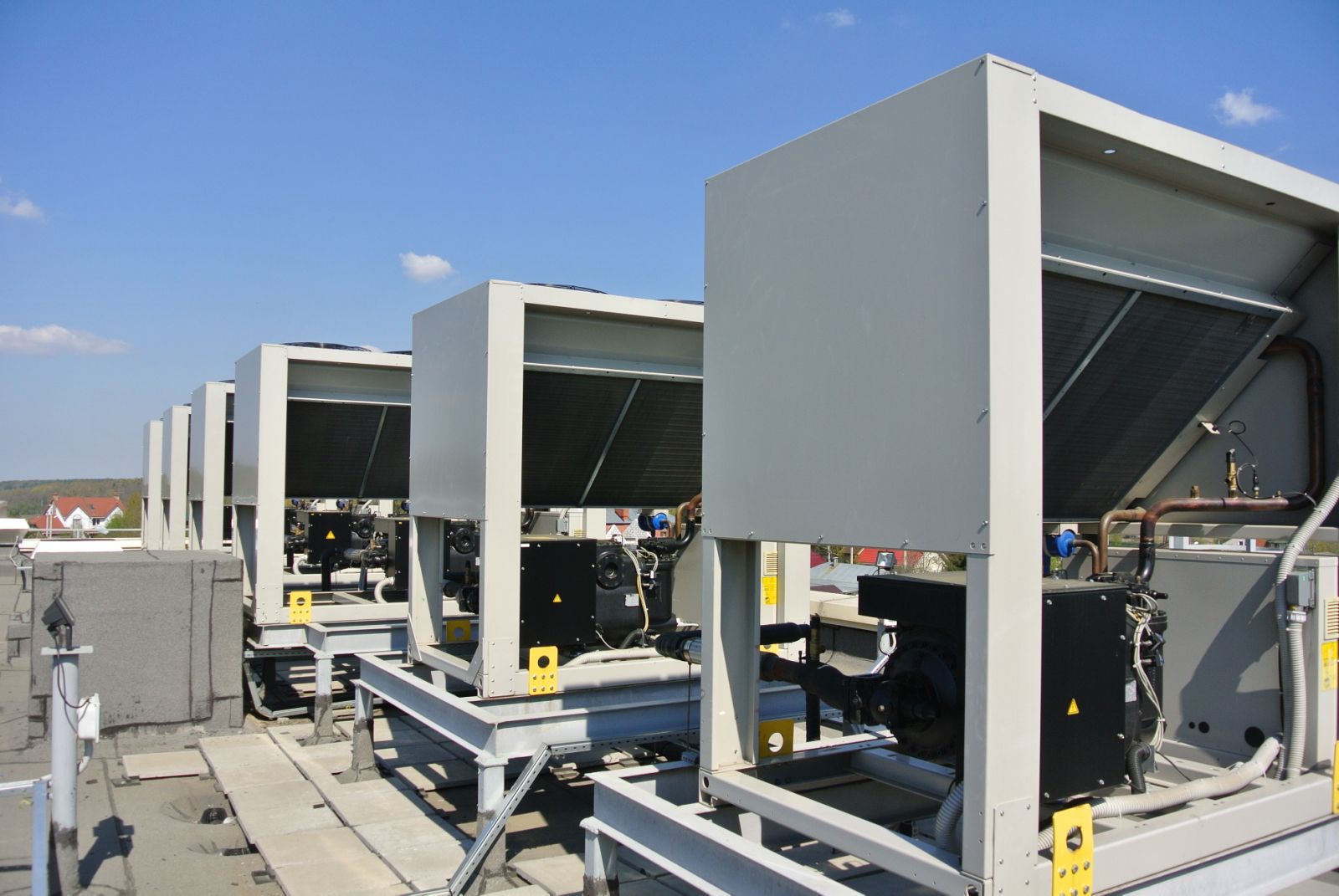 Краткий экскурс в охлаждение серверных Краткий экскурс в охлаждение серверных