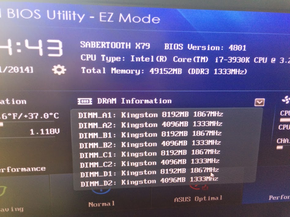 Сказка о том, как отряд белых рыцарей оперативной памяти с чёрным SSD сражался Сказка о том, как отряд белых рыцарей оперативной памяти с чёрным SSD сражался