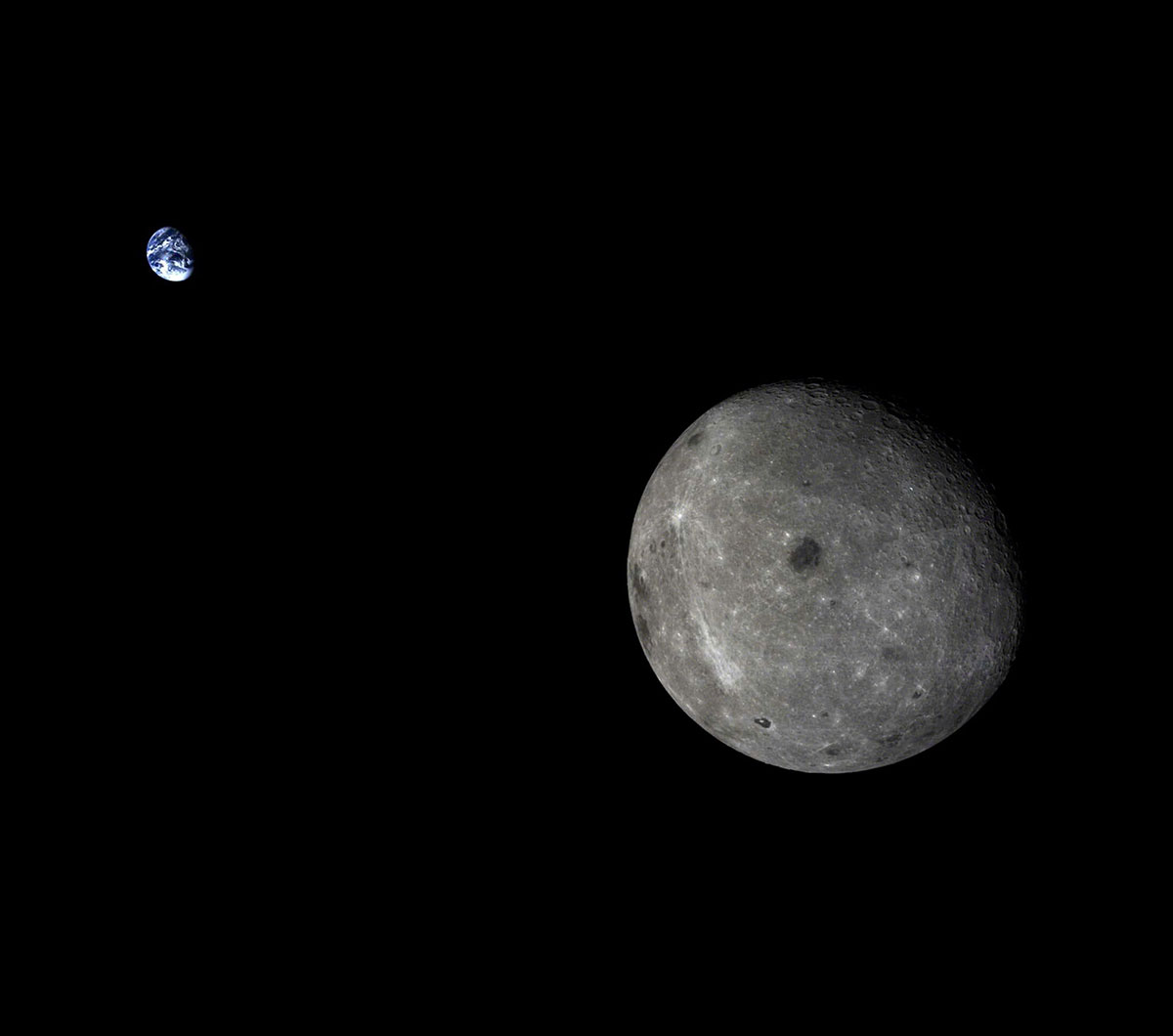 На Землю успешно вернулся китайский лунный возвращаемый аппарат «Чанье 5 T1» На Землю успешно вернулся китайский лунный возвращаемый аппарат «Чанье 5 T1»