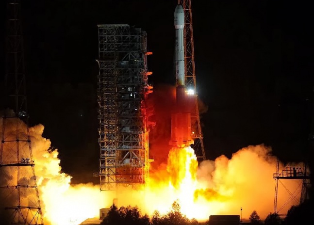 На Землю успешно вернулся китайский лунный возвращаемый аппарат «Чанье 5 T1»