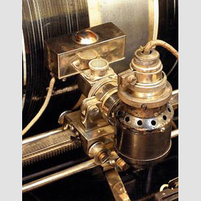 100. С точным столичным временем! image