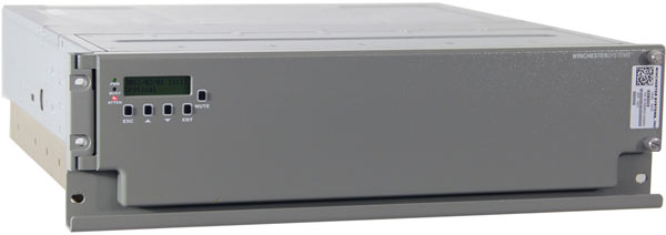 Семейство массивов накопителей Winchester Systems FlashDisk включает в модели с числом отсеков до 24