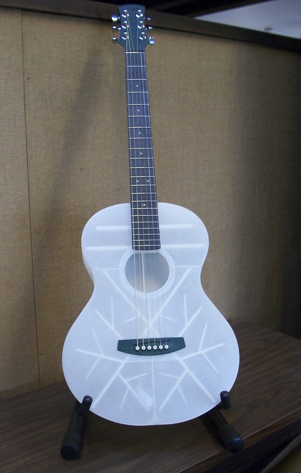 Гитара, полностью распечатанная на 3D-принтере - 2
