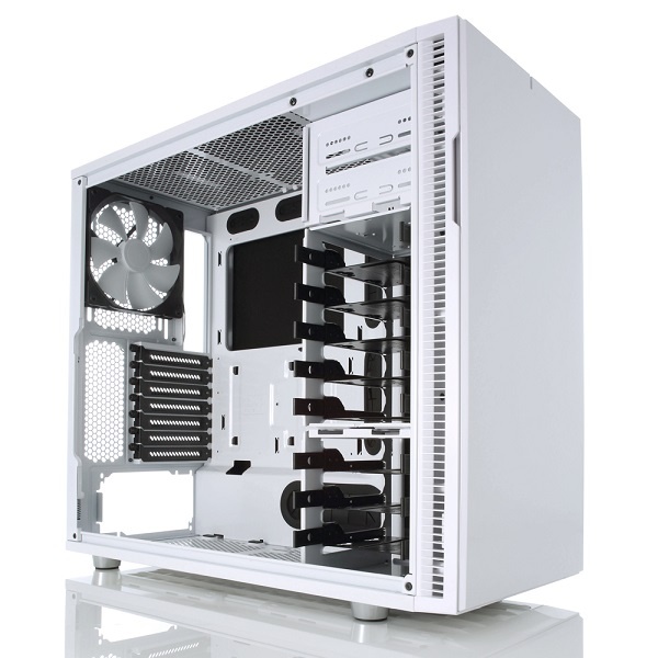 Корпус Fractal Design Define R5 обеспечивает хорошее охлаждение и шумоизоляцию - 2