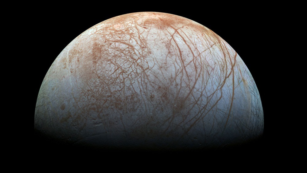 NASA представило обновленное изображение Европы, спутника Юпитера - 1