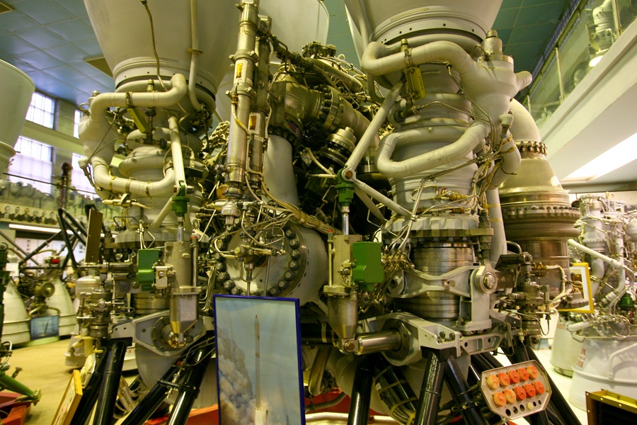 Создание ракетных двигателей. РД-180 И РД-171. РД-171 двигатель. Двигателями РД-181 разработки НПО «Энергомаш». РД-180 двигатель.