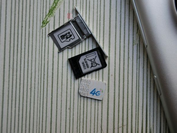 Смартфон Microsoft RM-1052 (Lumia 1030), видимо, всё-таки появится на рынке в ближайшее время - 5 Microsoft RM-1052 Lumia 1030