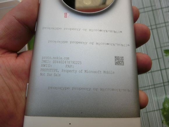 Смартфон Microsoft RM-1052 (Lumia 1030), видимо, всё-таки появится на рынке в ближайшее время - 8 Microsoft RM-1052 Lumia 1030