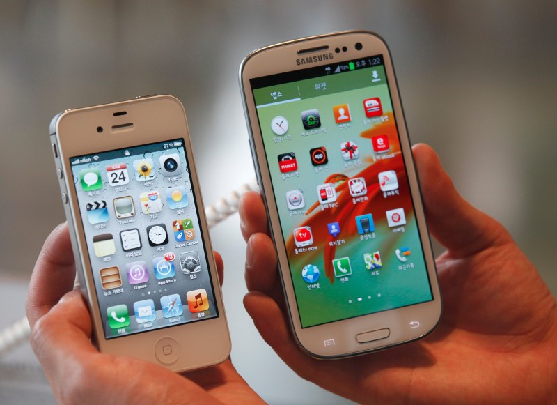 Samsung и Apple опять повышают цены в России - 1