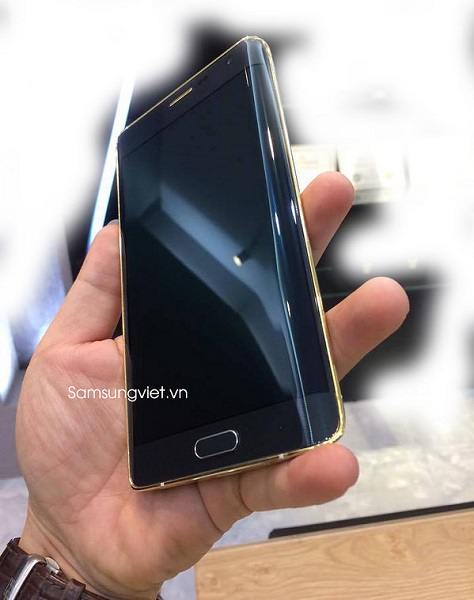 Готовится позолоченная версия смартфона Samsung Galaxy Note Edge - 2