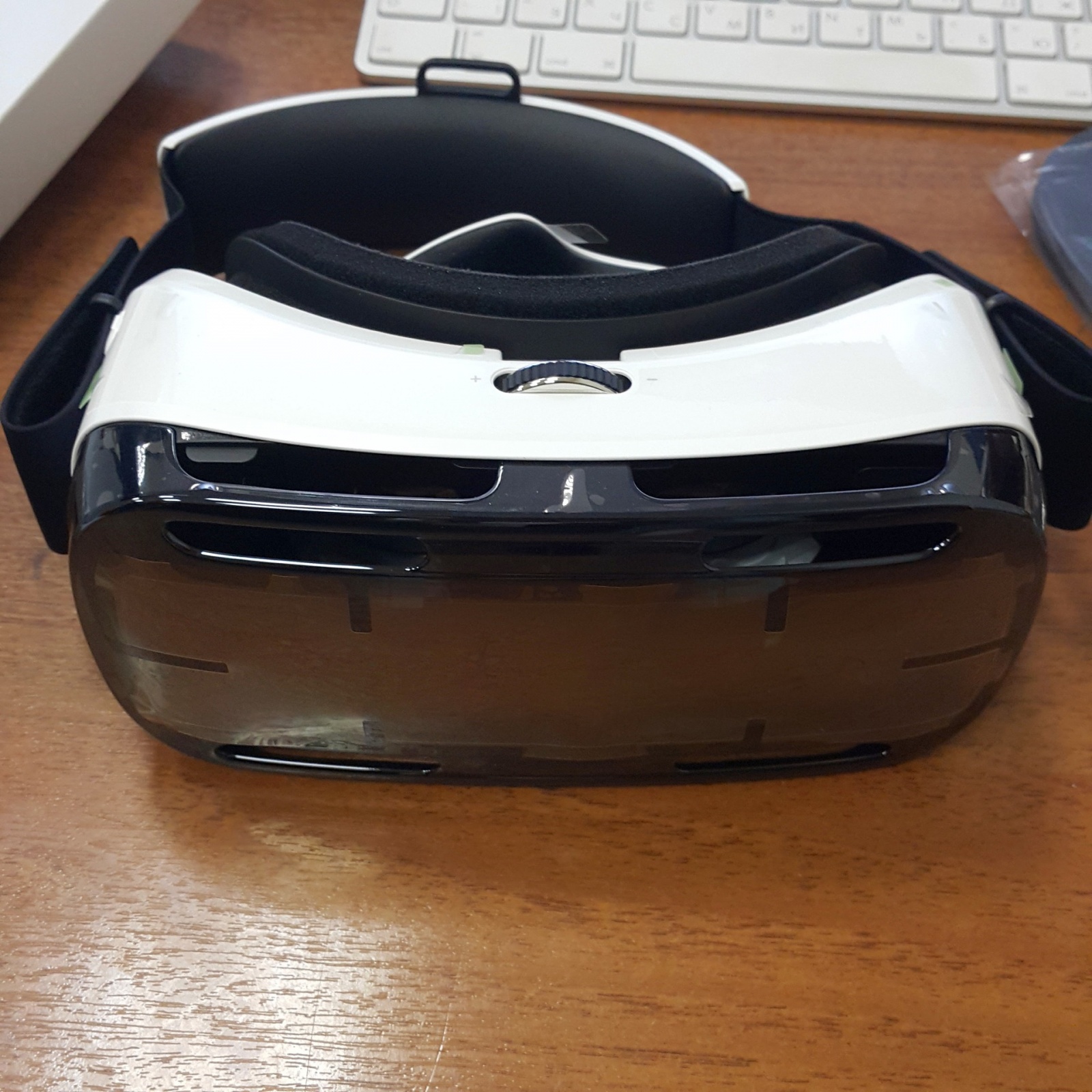 Unboxing GearVR - 5