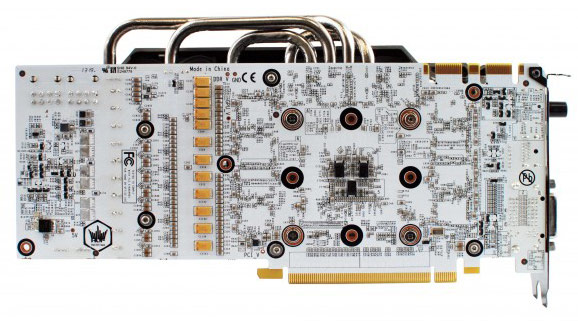 Компоненты 3D-карты Galaxy GeForce GTX 780 HOF+ ОС смонтированы на плате белого цвета