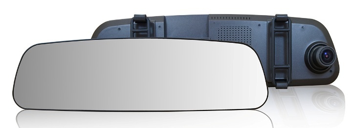 TrendVision MR-710GP: лучший видеорегистратор-зеркало 2015 года - 1