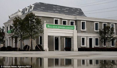 В Китае напечатали на принтере пятиэтажный жилой дом (ФОТО)