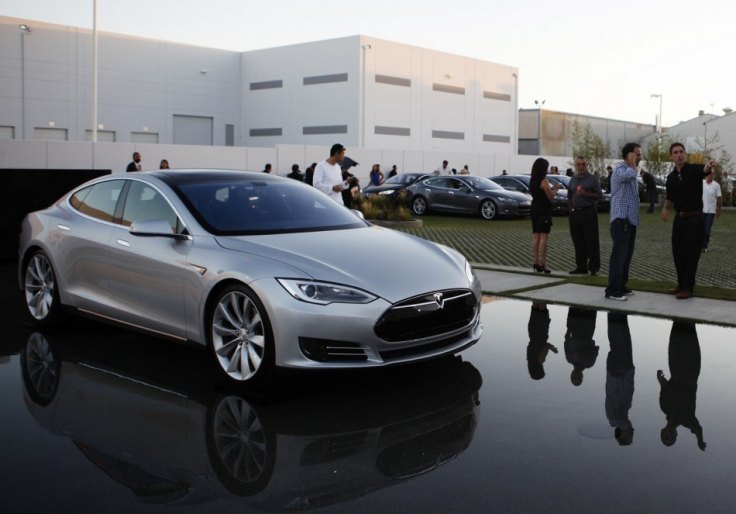 Tesla Model S поставила мировой рекорд скорости среди серийных электромобилей - 1