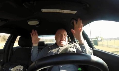 Песня Тейлор Свифт прославила полицейского из США - 1 Песня Тейлор Свифт прославила полицейского из США