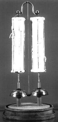 Электрическая батарея питает звонок уже 175 лет подряд - 1 Электрическая батарея питает звонок уже 175 лет подряд - 1