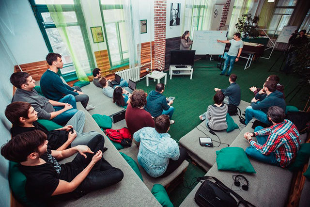 Как мы сделали свою игру за 48 часов в рамках Global Game Jam 2015 - 15 Презентация проектов.