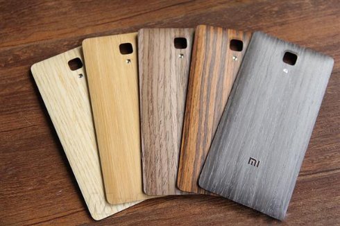 Xiaomi Mi4 снабдили деревянной задней крышкой