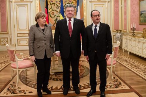 В АП рассказали подробности переговоров Порошенко, Меркель и Олланда