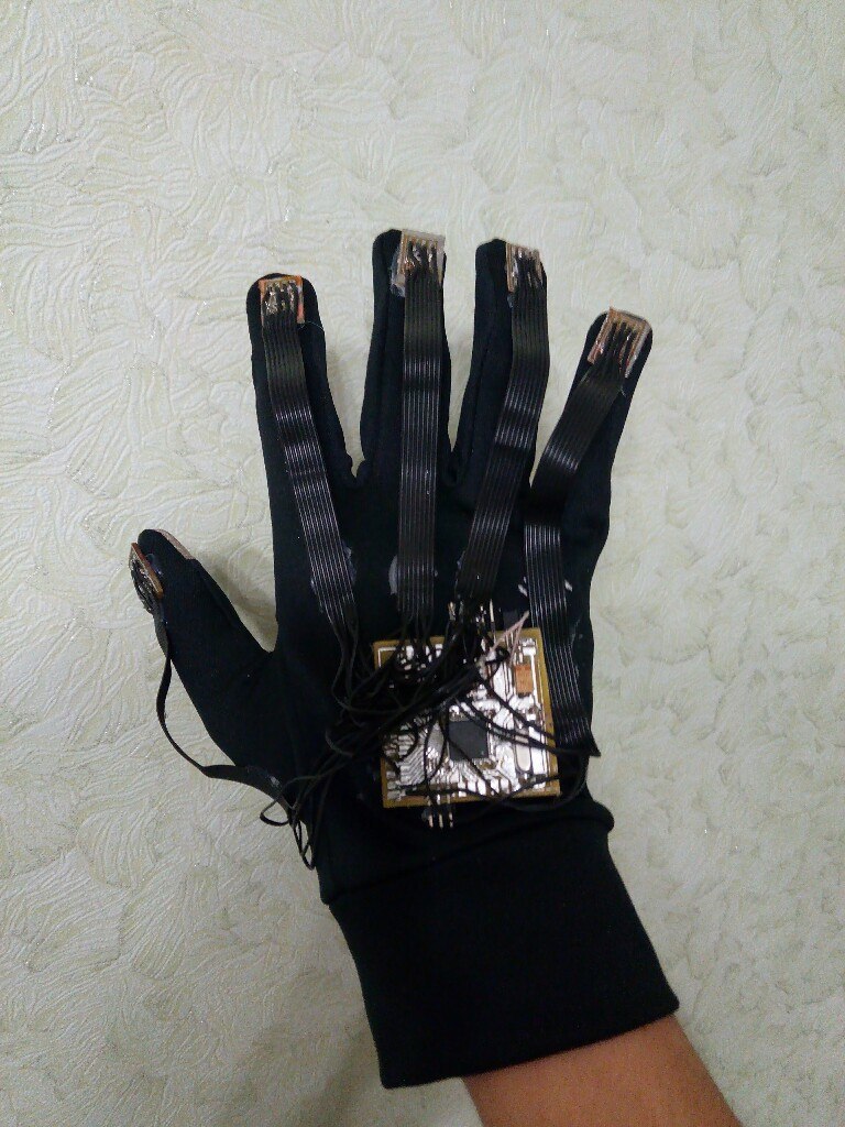 Вторая версия перчатки для определения положения руки - 1
