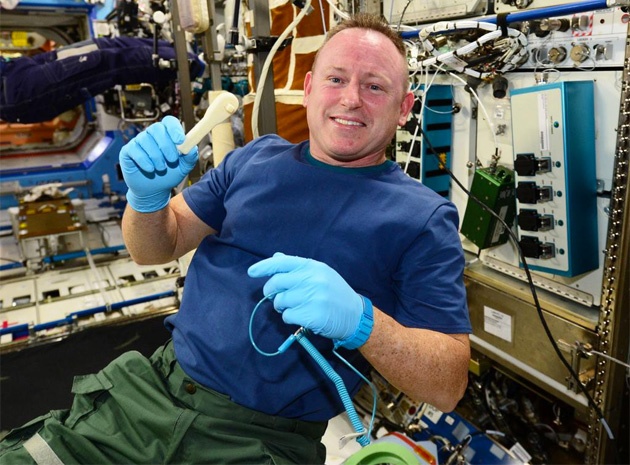 Инструменты, отпечатанные космонавтами МКС на 3D-принтере, вернулись на Землю для проверки качества - 1