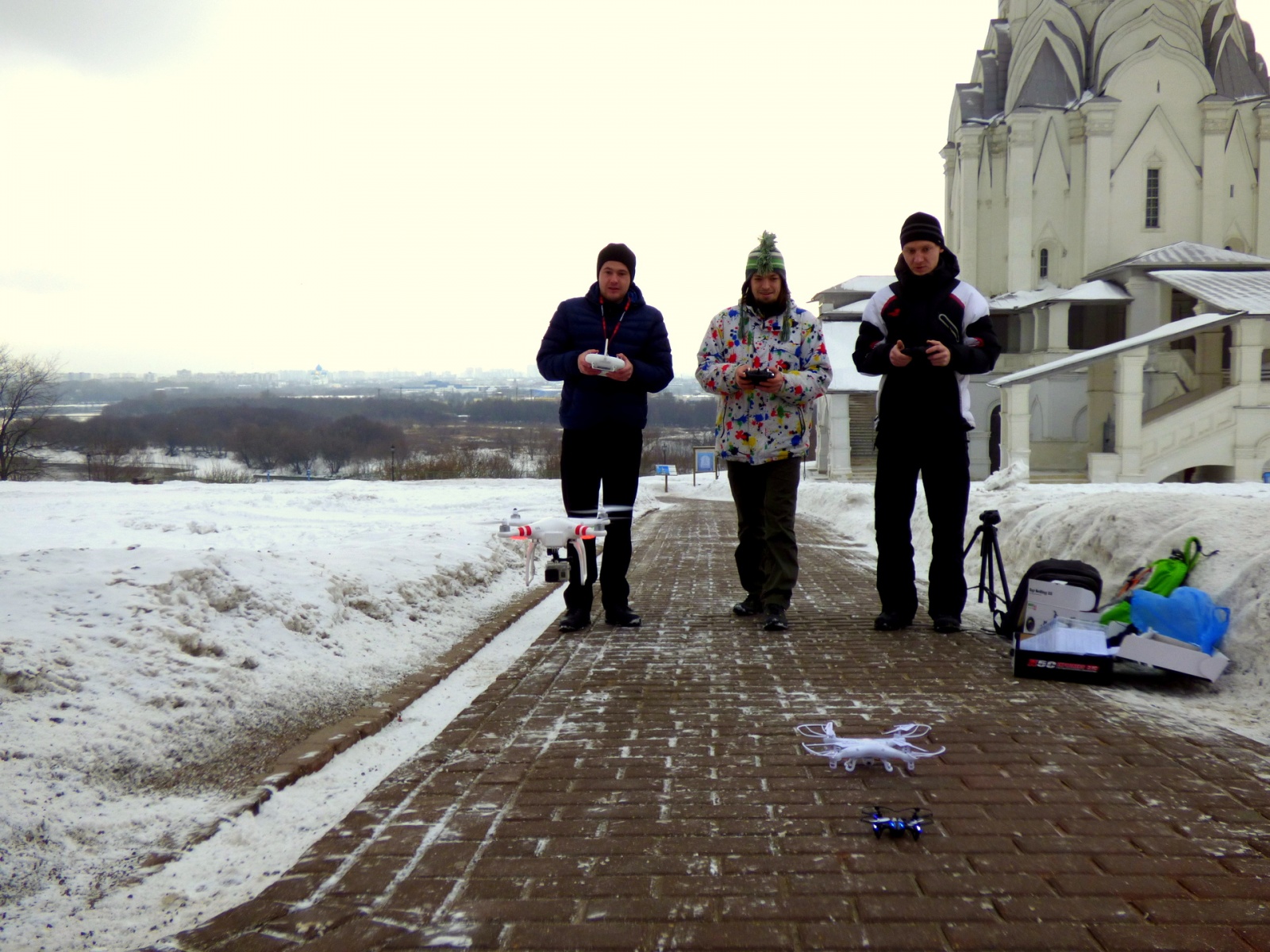 Три бюджетных квадрокоптера с камерами в историческом музее «Коломенское» - 7 Три бюджетных квадрокоптера с камерами в историческом музее «Коломенское» - 7