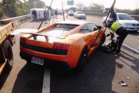 Авария превратила Lamborghini Gallardo в груду металла