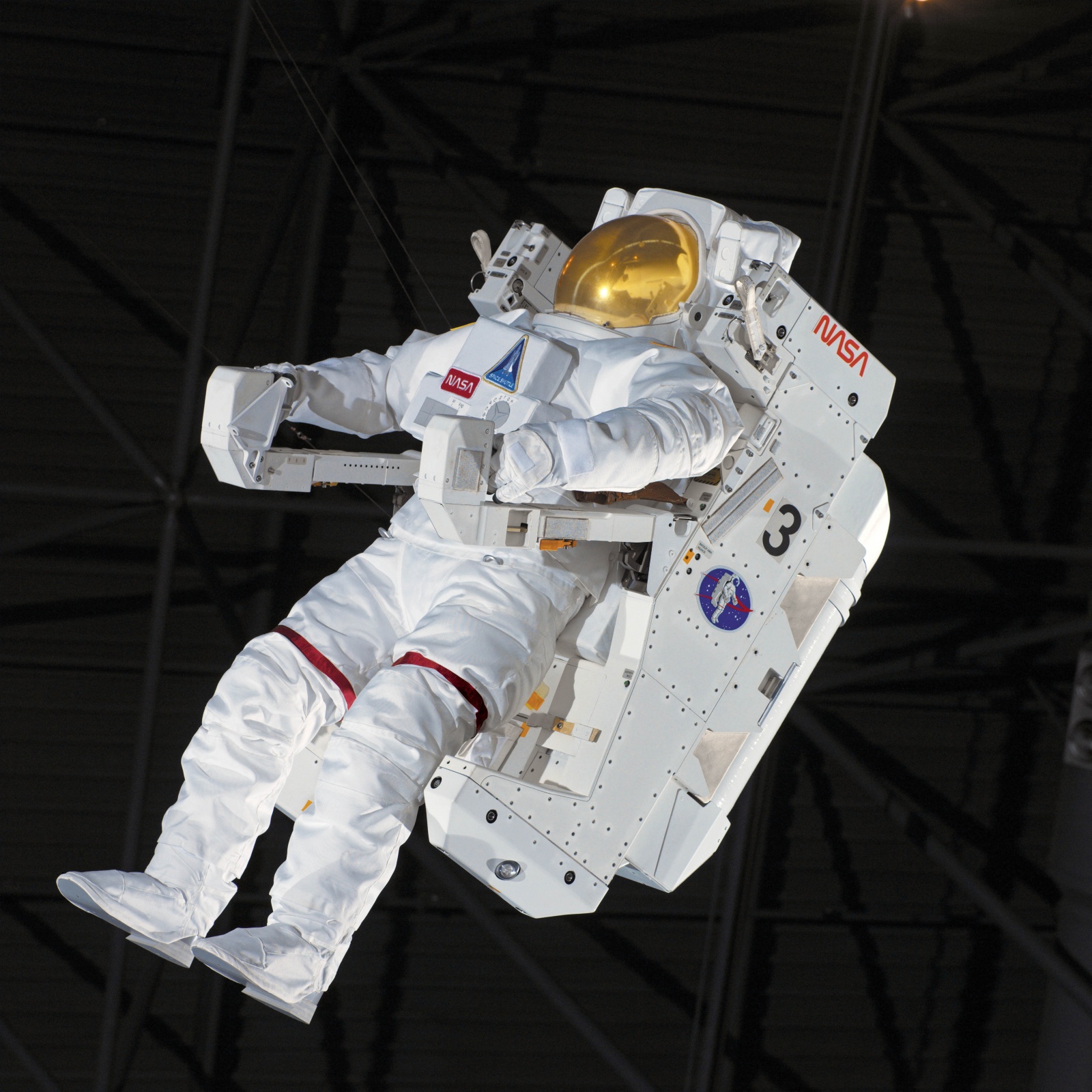 В России до конца марта изготовят образец «реактивного ранца» для космонавтов - 4 image