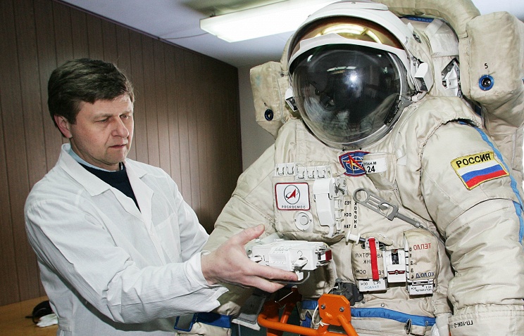 В России до конца марта изготовят образец «реактивного ранца» для космонавтов - 1 image