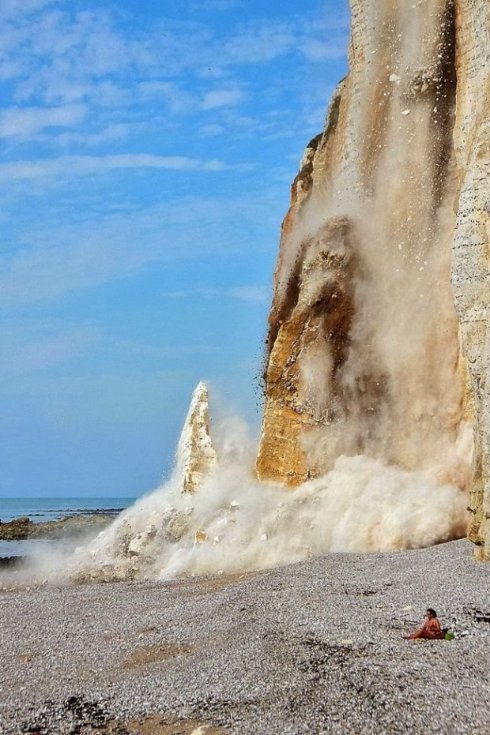 Эта девушка точно «родилась в рубашке»   так везет не каждому (Фото)