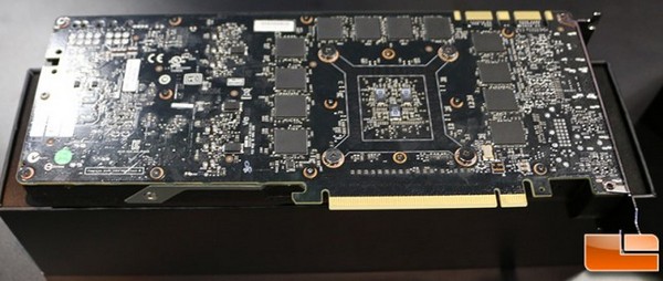 Фотогалерея дня: видеокарта GeForce GTX Titan X - 3 GeForce GTX Titan X