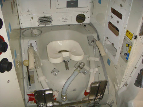 История космического туалета - 17