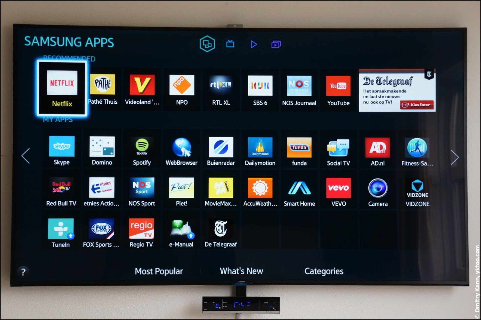 Передача с андроида на телевизор. Smart TV Samsung программы TV. ТВ приставка самсунг смарт ТВ. Телевизор Samsung Android TV. Телевизор самсунг смарт ТВ.