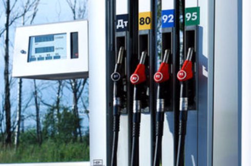 Ценам на бензин прогнозируют падение ниже психологической отметки