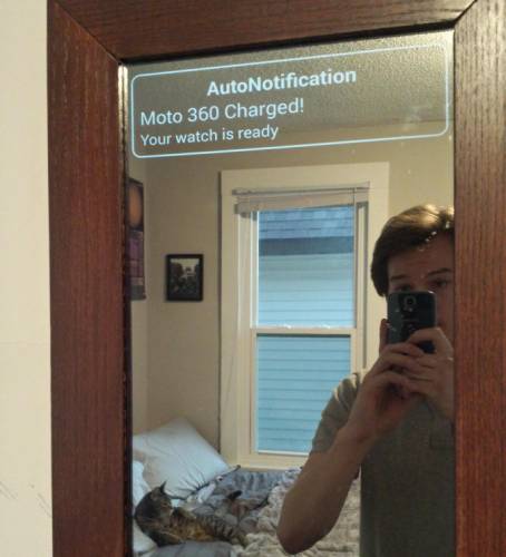Самодельное умное зеркало показывает уведомления с Android Wear - 1