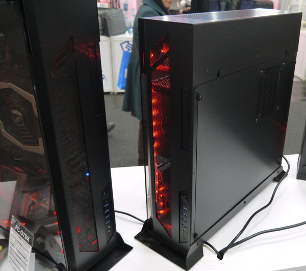 Модель Lian Li PC-O7SX