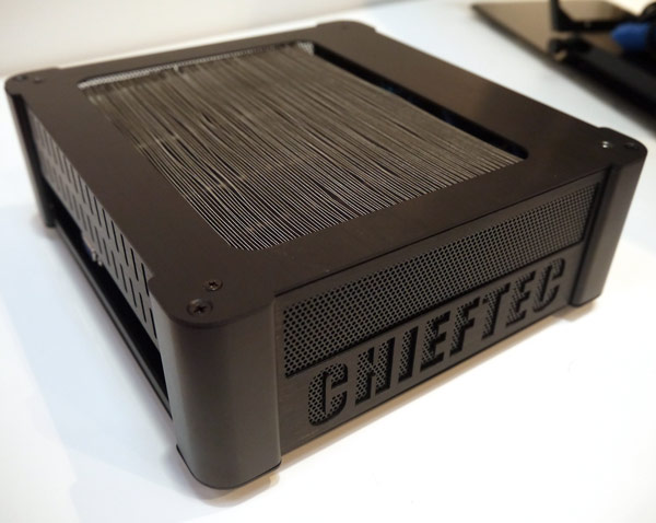 Chieftec на CeBIT 2015: компьютерные корпуса, включая шестигранный прототип SJ-06