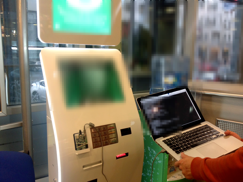 Тамагочи в качестве ключа для домофона и проездного в метро - 6 image