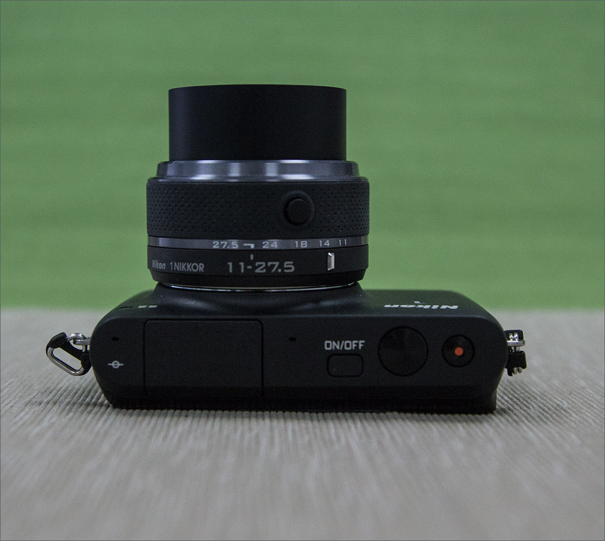 Nikon 1 S2: однокнопочная беззеркалка - 37