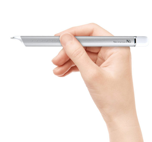 Ручку Neo smartpen N2 можно купить за $170, выбрав серебристый или темно-серый вариант